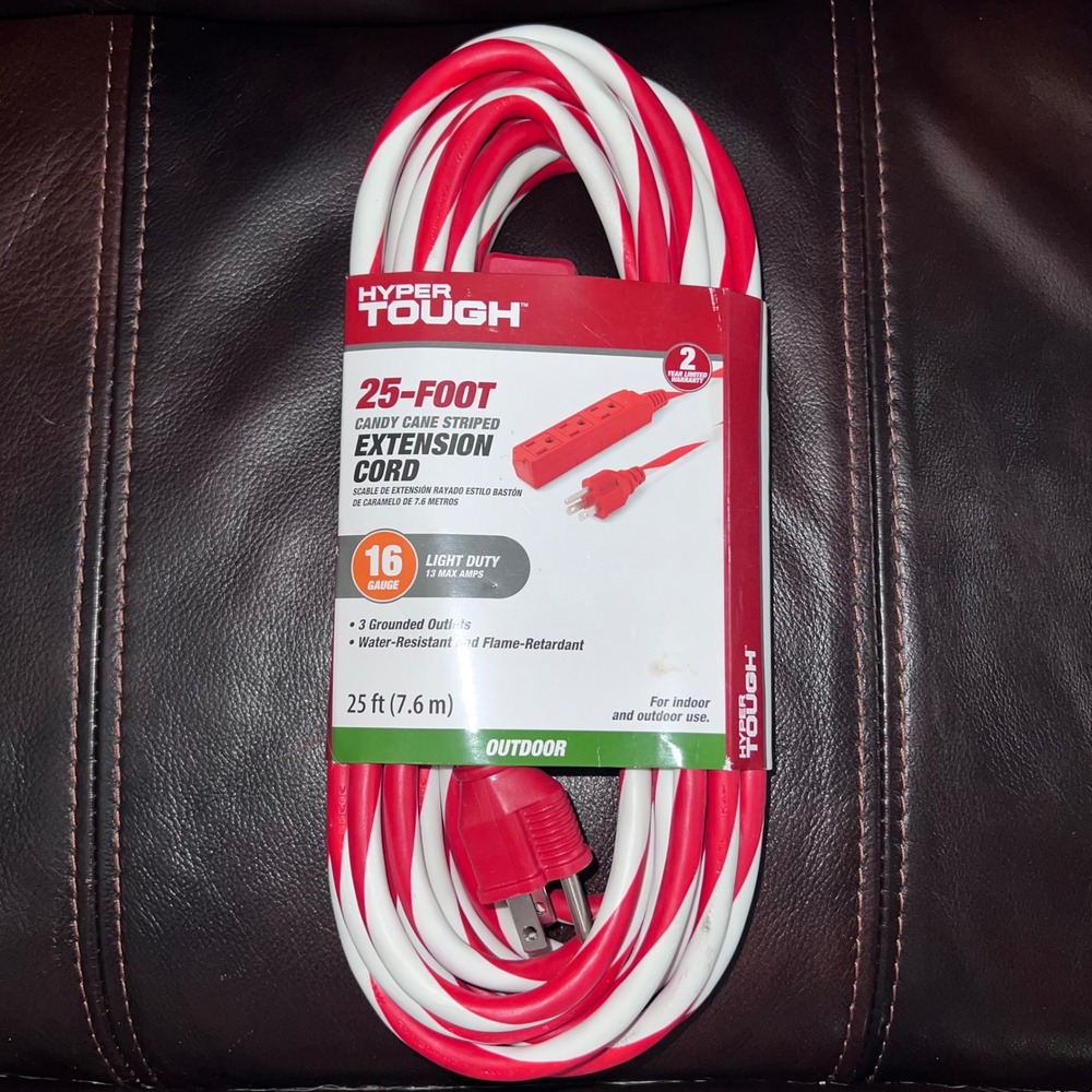 Hyper Tough 25-Foot Candy Cane Stripe Extension Cord 16 Gauge 3-Outlet Red White